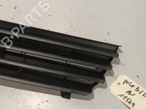 front-grille-vw-polo-6n2-14-tdi-6n0853651e01c-1999-2000-2001-22587725 main image