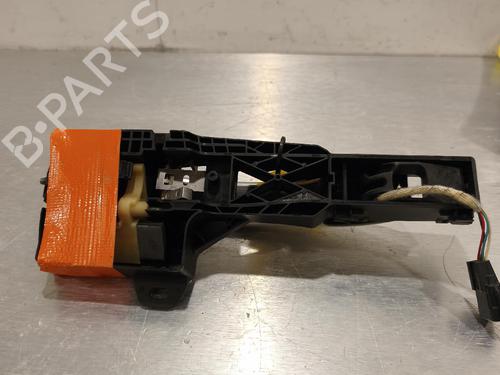 front-left-exterior-door-handle-renault-megane-iv-hatchback-b9amn_-2015-36650788 main image
