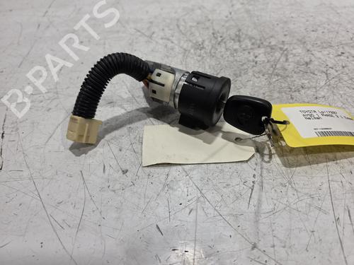 Ratlås/Tændingslås Ratlås/Tændingslås TOYOTA AYGO (_B1_) 1.0 (KGB10_, KGB10R) (68 hp) 39892064 39892064