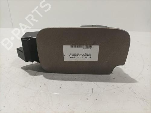 Used Fuel flap Fuel flap 22585515 22585515