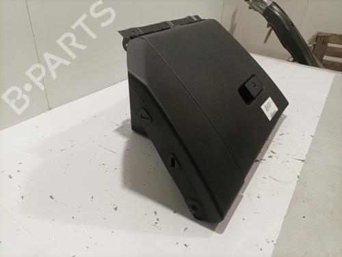 Used Glove box Glove box JEEP RENEGADE SUV (BU, B1, BV) 1.6 CRD (120 hp) 22589390 22589390