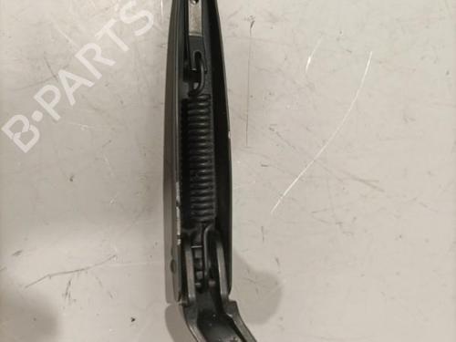 Used Front windshield wiper arm Front windshield wiper arm 22579448 22579448