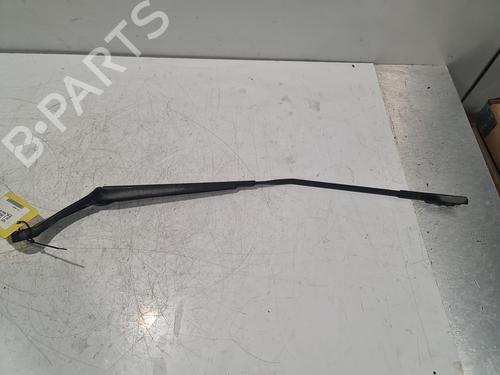 Used Front windshield wiper arm AUDI A3 Sportback (8VA, 8VF) 2.0 TDI (150 hp) 31859734