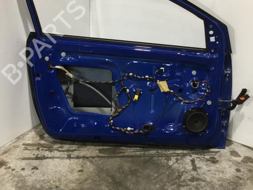 Used Left front door Left front door 25158325 25158325