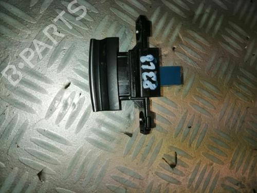 Used Switch PEUGEOT 308 II (LB_, LP_, LW_, LH_, L3_) 1.2 THP 110 (110 hp) 22590998