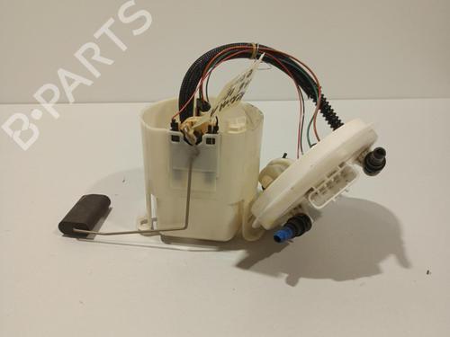 Used Fuel pump OPEL MERIVA A MPV (X03) 1.6 16V (E75) (100 hp) 22581080