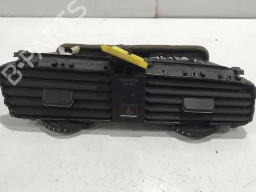 Used Air vent Air vent VW GOLF VII (5G1, BQ1, BE1, BE2) 1.6 TDI (105 hp) 26456794 26456794