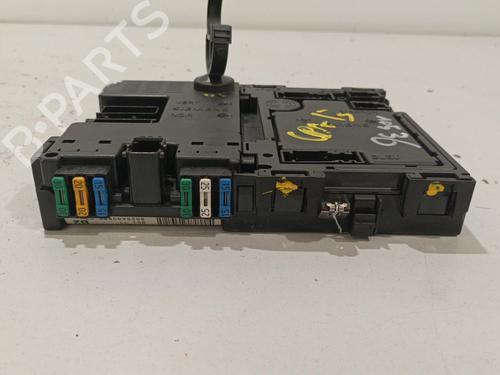 Used Fuse box Fuse box 26297126 26297126