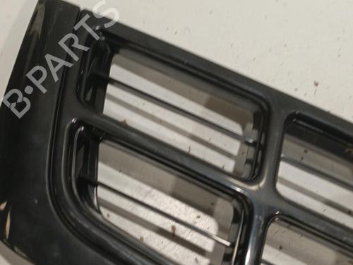 Used Grille SUBARU FORESTER (SF_) 2.0 AWD (SF5) (125 hp) 22571851