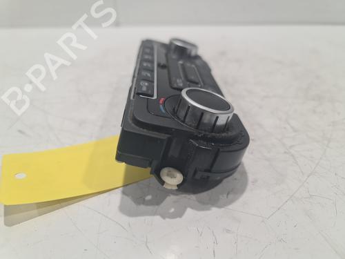 Used Climate control Climate control VW GOLF VI (5K1) 1.6 TDI (105 hp) 32241384 32241384