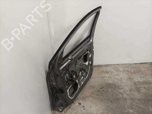 right-front-door-renault-megane-iii-hatchback-bz01_-b3_-2008-34227492 main image