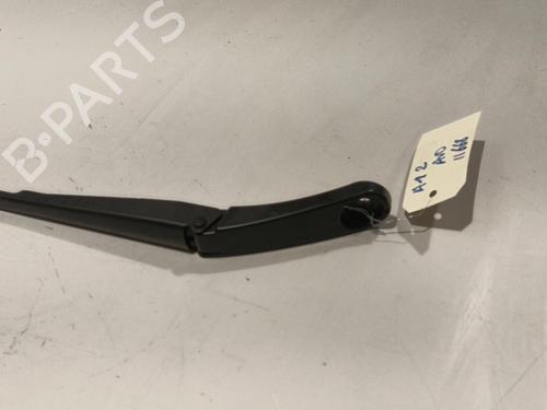 Used Front windshield wiper arm AUDI A1 Sportback (GBA) 25 TFSI (95 hp) 22570030