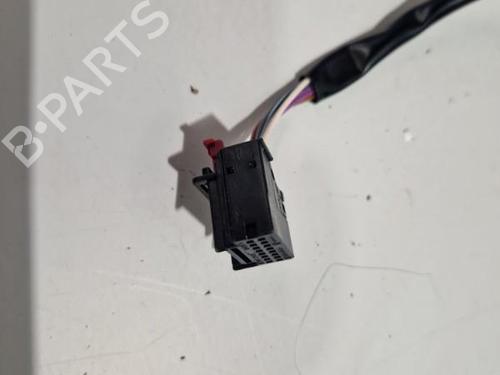 Right mirror VW TOURAN (1T1, 1T2) 1.9 TDI | BP22569885C27 