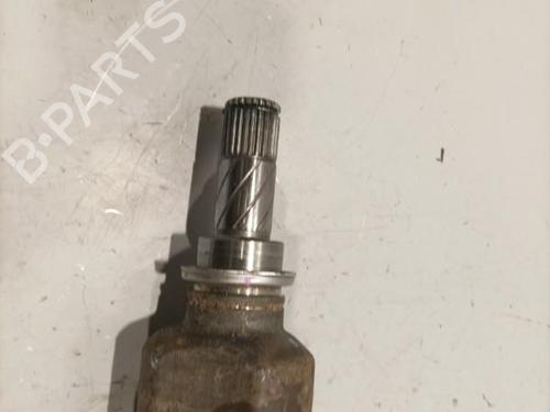Used Left front driveshaft Left front driveshaft RENAULT CLIO III (BR0/1, CR0/1) 1.4 16V (98 hp) 22574335 22574335