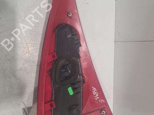 Used Left taillight Left taillight 32002733 32002733