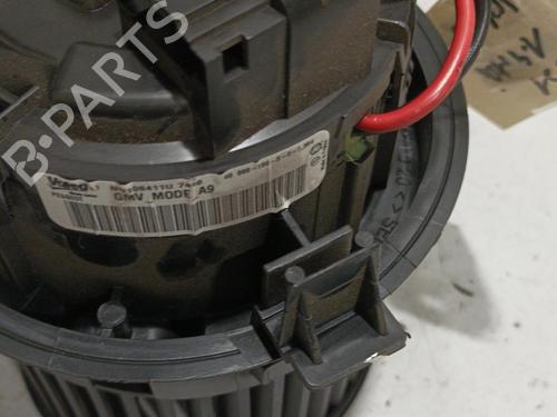 Used Heater blower motor Heater blower motor PEUGEOT 208 I (CA_, CC_) 1.4 HDi (68 hp) 22577134 22577134