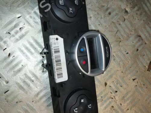 Used Climate control Climate control 22589684 22589684