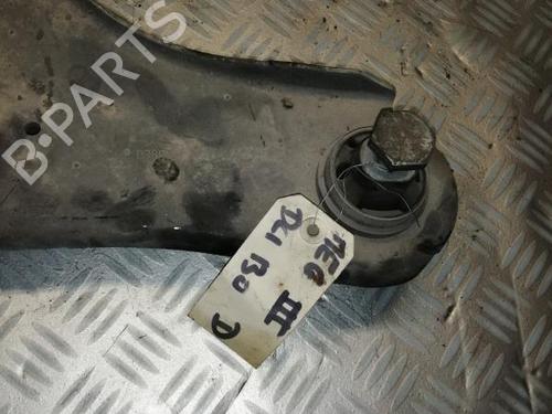Used Right front suspension arm RENAULT MEGANE III Hatchback (BZ0/1_, B3_) 1.9 dCi (BZ0N, BZ0J) (131 hp) 22591677