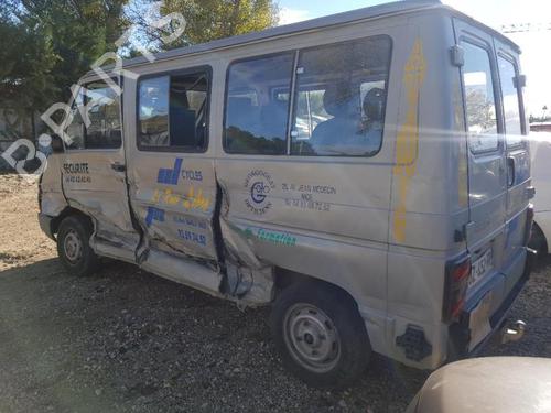 Used Parts RENAULT TRAFIC Bus (T_, P_, V_) 2.1 D 2107981