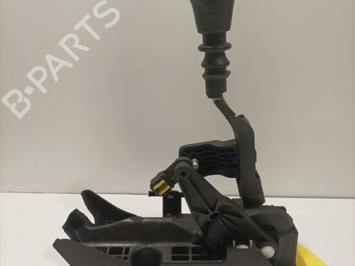 Gear lever NISSAN JUKE (F15) 1.5 dCi | BP22574171M90