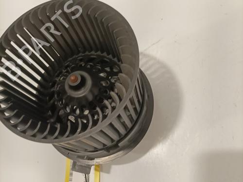 Heater blower motor CITROËN C3 III (SX) 1.2 VTi 82 | BP24614127M62 - Image 6