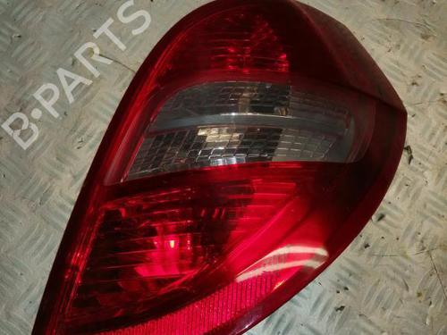 Used Right taillight Right taillight 22590388 22590388