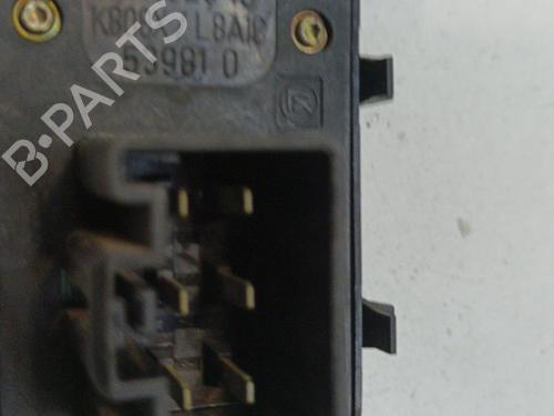 Used Left front window switch Left front window switch FORD FOCUS I (DAW, DBW) ST170 (173 hp) 22587230 22587230