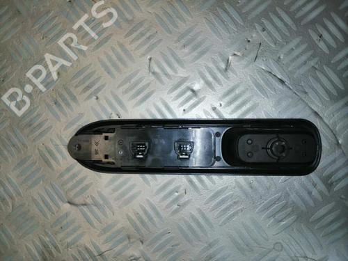 Used Left front window switch PEUGEOT 407 (6D_) 1.6 HDi 110 (6D9HZC, 6D9HYC) (109 hp) 22584603