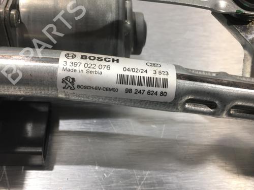 Front wiper motor PEUGEOT 5008 II (MC_, MJ_, MR_, M4_) 1.2 Hybrid 136 (MRHPYC) | BP22582851M29 