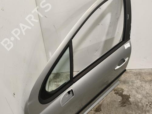 Used Left front door Left front door 37993642 37993642