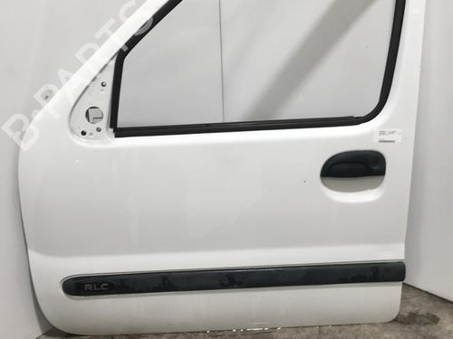 Used Left front door RENAULT KANGOO Express (FC0/1_) 1.2 (FC01, FC0A, FC0F) (58 hp) 22572998