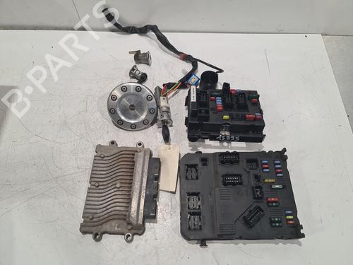 electronic-module-peugeot-206-2l_-2m_-2009-2010-2011-2012-2013-32367048 main image