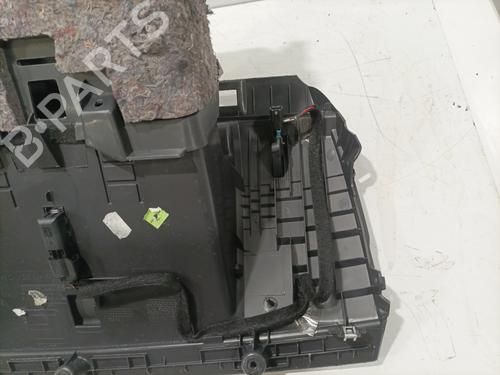 Used Glove box Glove box VOLVO C30 (533) D2 (115 hp) 33804955 33804955