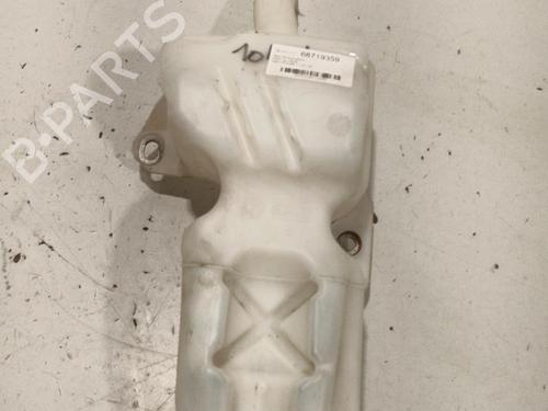 Used Windscreen washer tank Windscreen washer tank 22572439 22572439