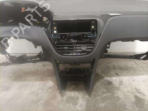 Dashboard PEUGEOT 208 I (CA_, CC_) 1.2 PureTech 82 | BP24501879C46  - Image 6