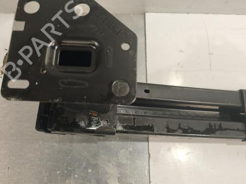 rear-bumper-reinforcement-renault-megane-iv-hatchback-b9amn_-2015-36441435 main image