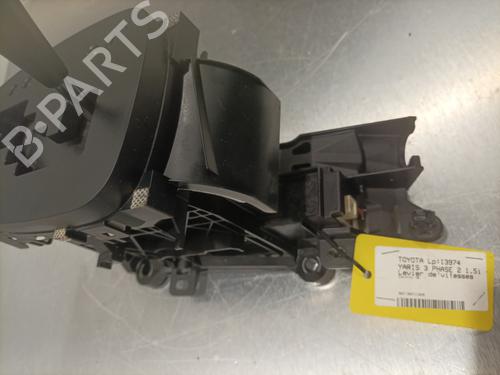 Gear lever TOYOTA YARIS (_P13_) 1.5 Hybrid (NHP130_, NHP130) | BP23782018M90 