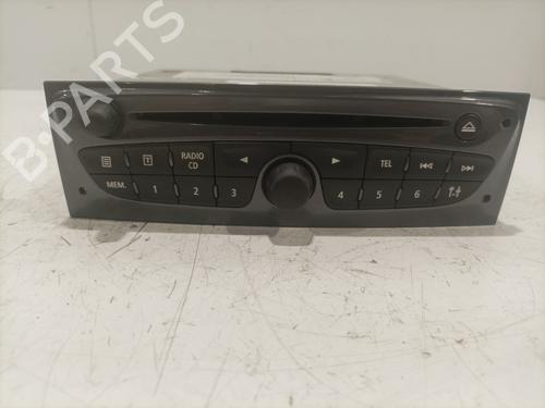 Used Radio RENAULT CLIO III (BR0/1, CR0/1) 1.5 dCi (C/BR0G, C/BR1G) (68 hp) 28374815
