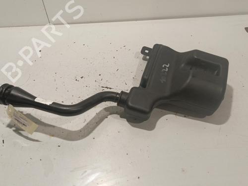 Used Windscreen washer tank Windscreen washer tank 22581655 22581655