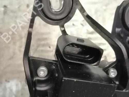 Used Rear wiper motor VW GOLF VI (5K1) 2.0 TDI (170 hp) 22573970