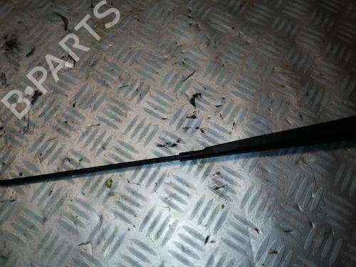 Used Front windshield wiper arm Front windshield wiper arm PEUGEOT 208 I (CA_, CC_) 1.0 VTi (68 hp) 22589756 22589756