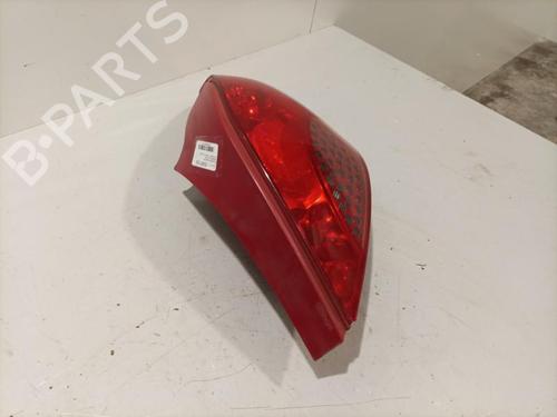 Used Right taillight Right taillight 22585445 22585445