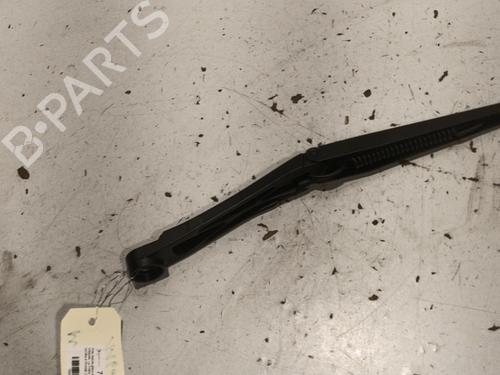 Used Front windshield wiper arm NISSAN MICRA IV (K13K, K13KK) 1.2 (80 hp) 22571652