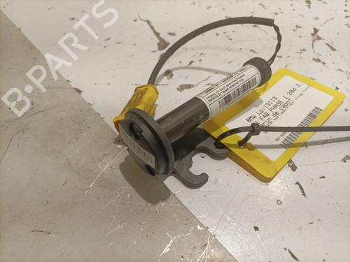 Used Hood lift support Hood lift support BMW X1 (F48) xDrive 20 d (190 hp) 22589402 22589402