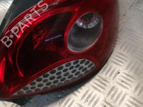 Right taillight PEUGEOT 206+ (2L_, 2M_) 1.4 HDi eco 70 | BP22573873C35 