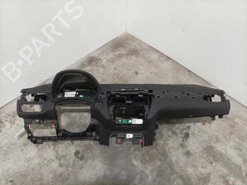 Instrumentbord BMW X1 (F48) xDrive 20 d (190 hp) 22583387