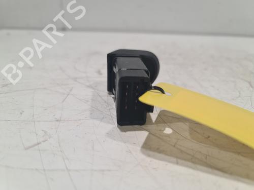 Used Warning switch Warning switch RENAULT KANGOO (KC0/1_) 1.5 dCi (KC08, KC09) (82 hp) 31908761 31908761
