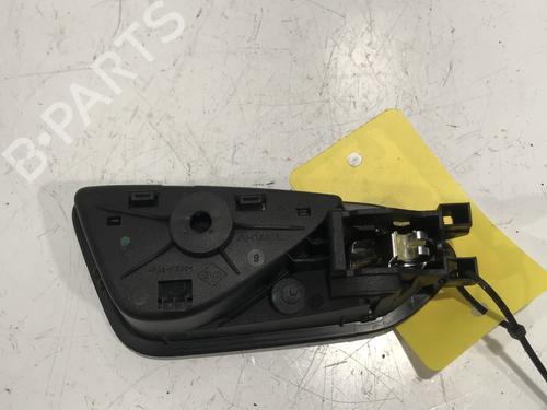Used Front left interior door handle Front left interior door handle RENAULT CLIO V (B7_) 1.5 Blue dCi 85 (B7AG) (86 hp) 26056308 26056308