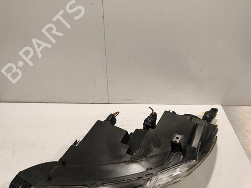 Used Right headlight Right headlight PEUGEOT 2008 I (CU_) 1.2 THP 110 / PureTech 110 (110 hp) 35924045 35924045