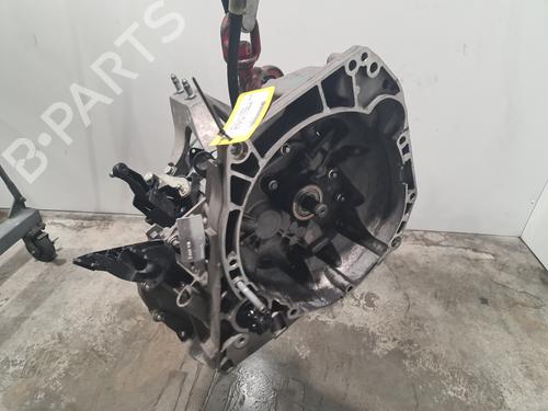 gearbox-dacia-sandero-ii-2012-32784640 main image